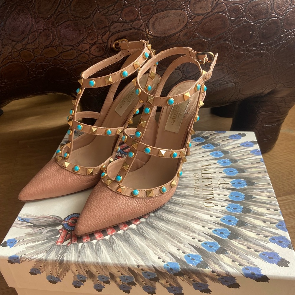 Valentino nude rock stud sandal